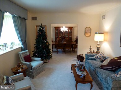 16401 Abbey Dr, Bowie, MD 20715 - photo 4