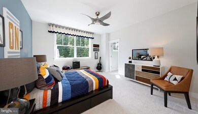 10392 Twin Leaf Dr, Bristow, VA 20136 - photo 4