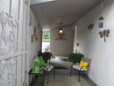 Breezeway walls