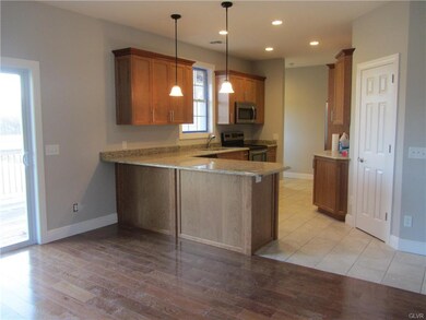 FUlLLY APPLIANCED- CERAMIC FLOOR- PANTRY ON RIGHT