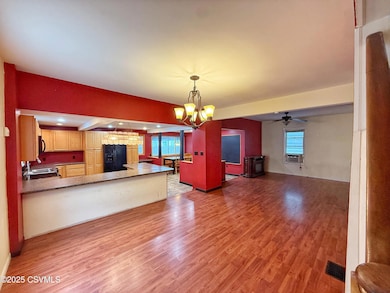 144 Lombard St unit 146, Sunbury, PA 17801 - photo 4