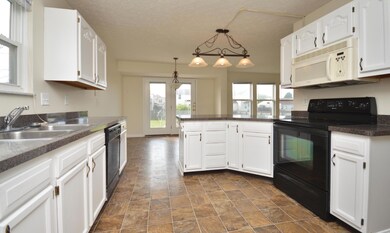 Kitchen (5)