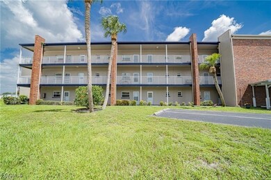 3100 Harbor Blvd unit 114, Port Charlotte, FL 33952 - photo 3