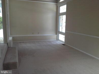 12720 Torrington St, Woodbridge, VA 22192 - photo 2