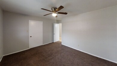718 Willow St unit 1, Waller, TX 77484 - photo 7