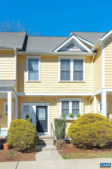 101 Melbourne Park Cir unit D, Charlottesville, VA 22901 - photo 2