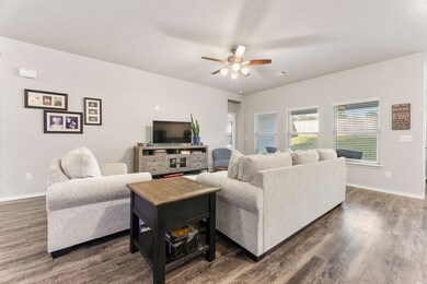 139 Valiant Ridge Trail, Magnolia, TX 77354 - photo 6