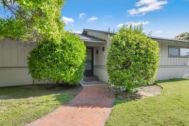 5495 E Atchison St, Fresno, CA 93727 - photo 3