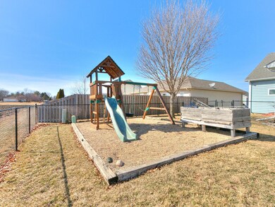 1804 Aldrich Ave-9