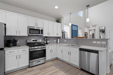 529 Peace Dr, Liberty Hill, TX 78642 - photo 3