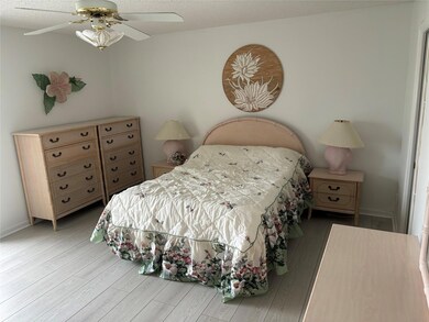 4053 Cornwall C, Boca Raton, FL 33434 - photo 7