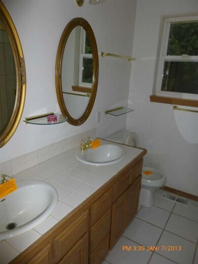 17205 E Lake Goodwin Rd, Stanwood, WA 98292 - photo 5