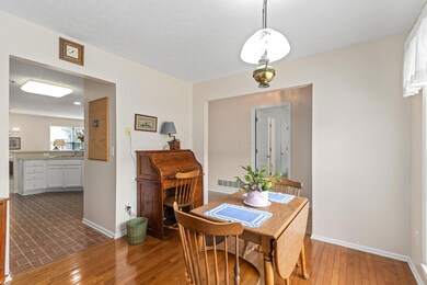 306 Lazelle Place Lane-Dinig Room