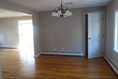 5 Sargent St unit 2, Cambridge, MA 02140 - photo 4