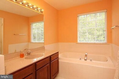 1011 Storrington Dr, Frederick, MD 21702 - photo 3