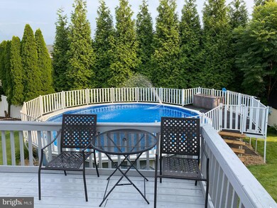 127 Independence Dr, Morrisville, PA 19067 - photo 4