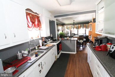 526 S Fairview St, Riverside, NJ 08075 - photo 5