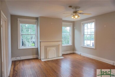 124 E Jones St unit 2, Savannah, GA 31401 - photo 2