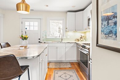 457 Medford St unit 2, Somerville, MA 02145 - photo 3