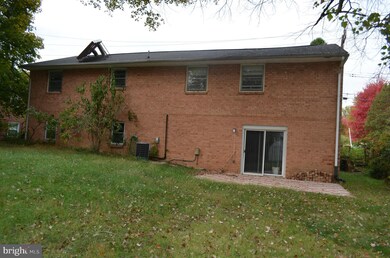 13003 Flint Rock Dr, Beltsville, MD 20705 - photo 4