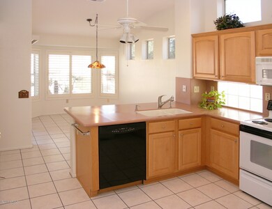 Kitchen & Breakfast Room with Bay