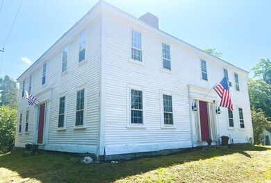 41 Amesbury Rd, Newton, NH 03858 - photo 2