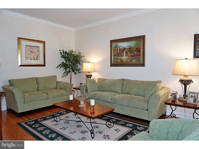 145 Chancellor Dr, Woodbury, NJ 08096 - photo 4