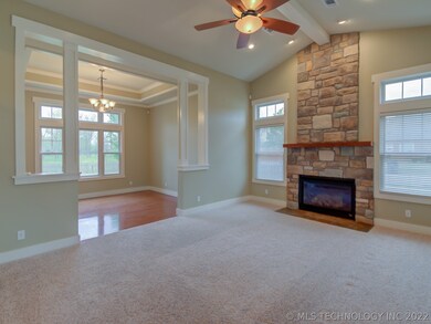 2819 SE Vicksburg St, Bartlesville, OK 74006 - photo 6