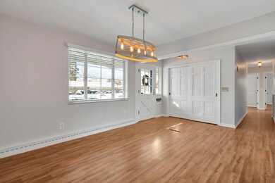 4266 Fairoaks Dr, Columbus, OH 43214 - photo 5