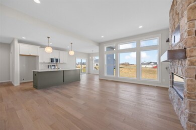 226 Mccarran Ave NE, Cedar Rapids, IA 52302 - photo 4