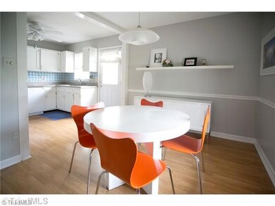 Kitchen. Eat in kitchen