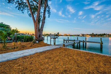 8401 Bayshore Dr, Treasure Island, FL 33706 - photo 2