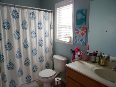 Full bath on second level.