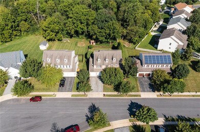 7201 Mckee Ct, Macungie, PA 18062 - photo 2