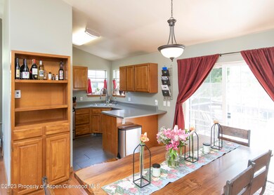 Kitchen/Dining