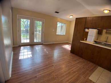 3603 Shoreline Dr unit 5, Tallahassee, FL 32305 - photo 5