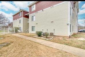 519 Southwest Pkwy unit 103, College Station, TX 77840 - photo 3