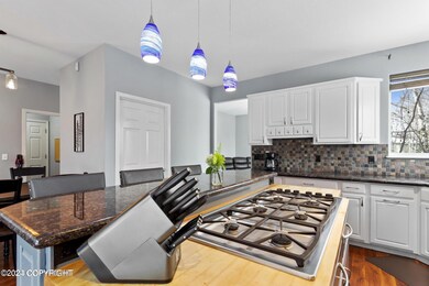 19. Kitchen