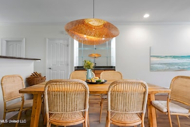 021 - Dining Room - Coastal - 0