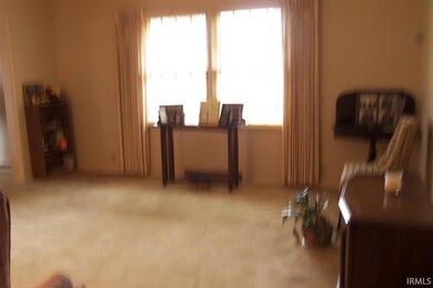 2712 W Twickingham Dr, Muncie, IN 47304 - photo 7