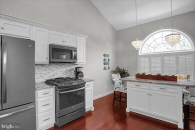 322 Emerald Ln, Reading, PA 19610 - photo 3