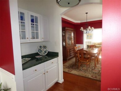 One side of the Butlers Pantry