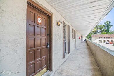 7346 El Barco Rd unit 6, Jacksonville, FL 32216 - photo 2