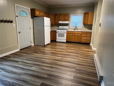 28 McHarrie St, Baldwinsville, NY 13027 - photo 2