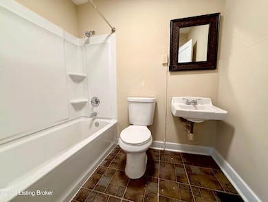 1907 Payne St unit 1, Louisville, KY 40206 - photo 5