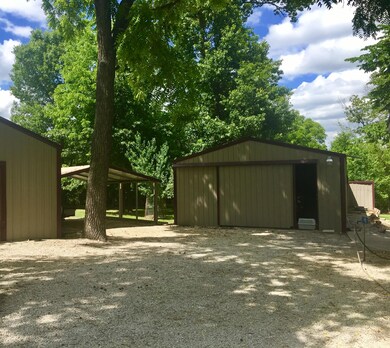 Shop/Outbuilding