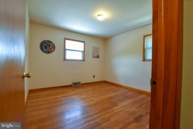 14108 Paradise Church Rd, Hagerstown, MD 21742 - photo 7