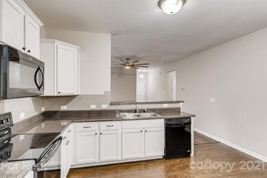 2461 Marthas Ridge Dr, Statesville, NC 28625 - photo 5