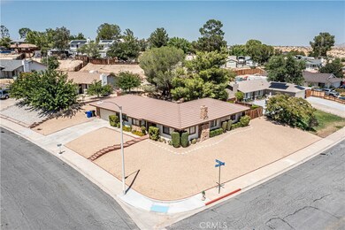 14294 Apple Creek Dr, Victorville, CA 92395 - photo 2