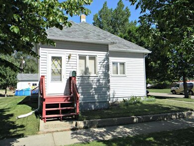 510 3rd Ave SE, Mandan, ND 58554 - photo 2